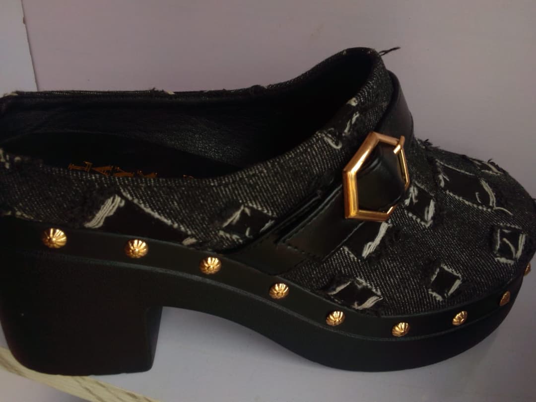 Female shoes